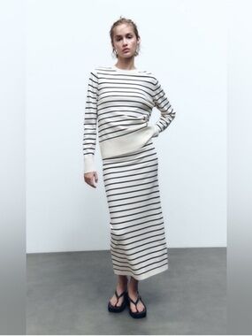 Zara fine knit striped maxi skirt